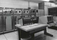 Komputer Generasi Kedua